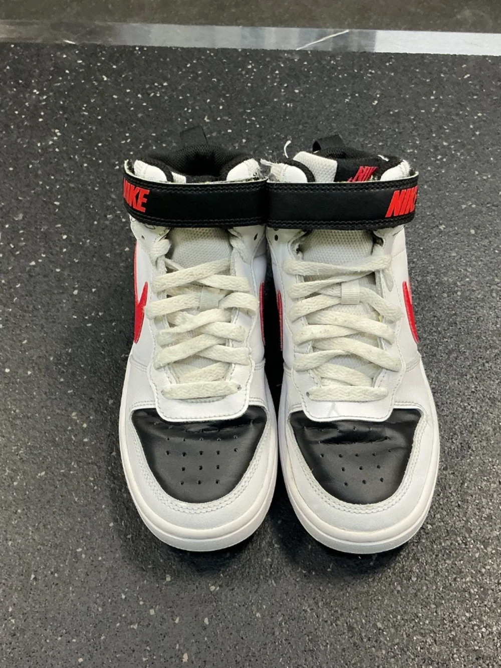 Nike kids Court Borough 2 High Top - Picture 2 of 3